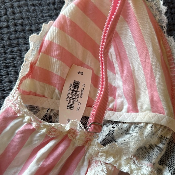 Victoria’s Secret NWT Pink White Lace Striped Chemise Slip Nightie Size Small - Picture 6 of 8